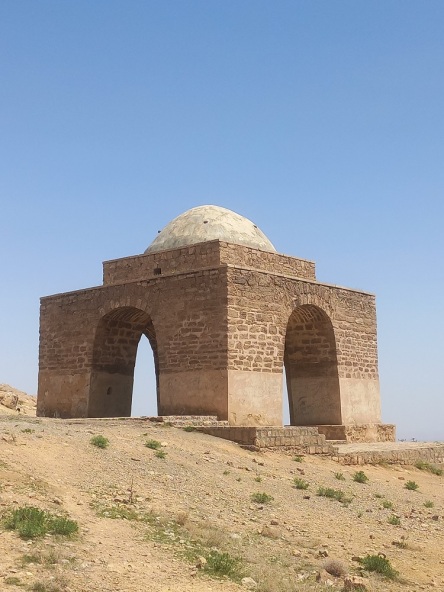 چهارطاقی نیاسر کاشان